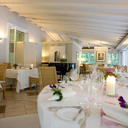 Hotel Restaurant Villa Fayence Wallerfangen Zewnętrze zdjęcie